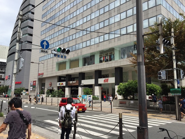 Jr大阪駅からh Mへの行き方 写真でくわしくガイド 関西olsen
